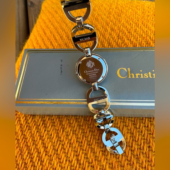 STUNNING❤️‍🔥Christian Dior DRESS watch ❤️‍🔥 - Picture 9 of 15